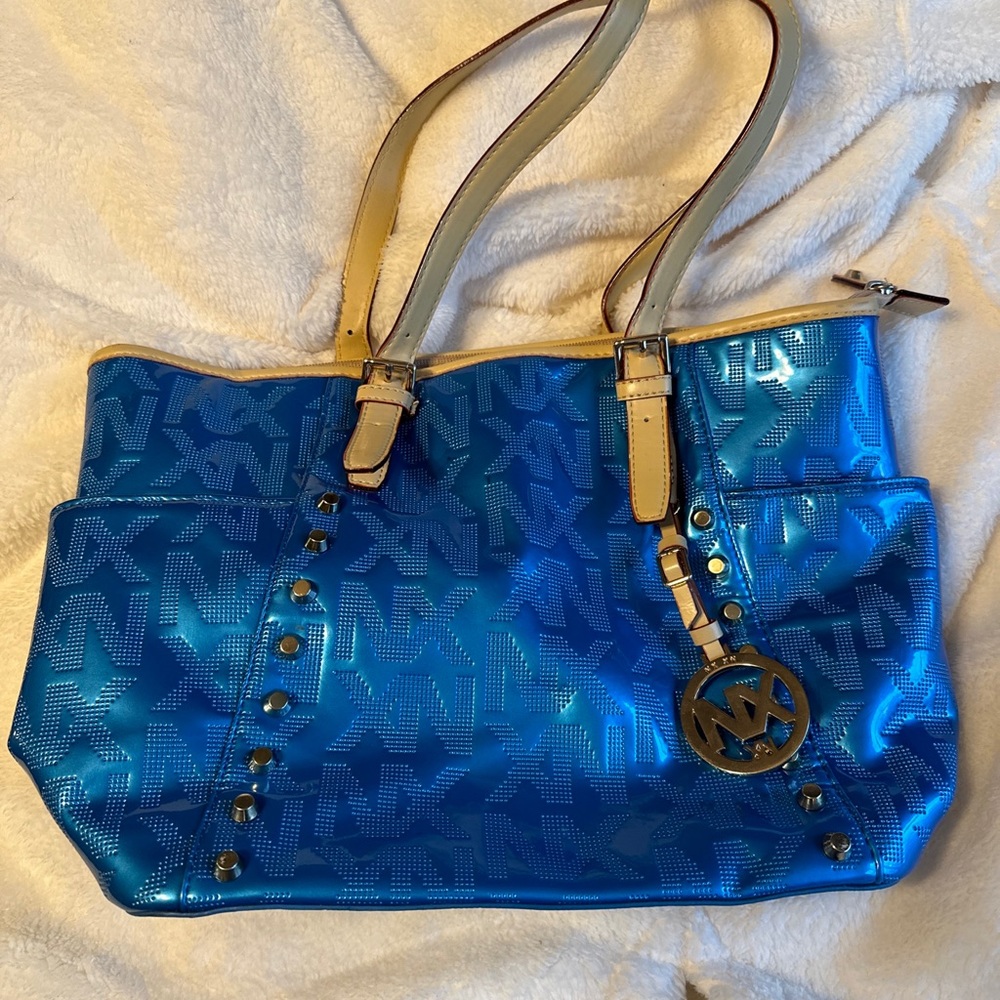 Nx purse